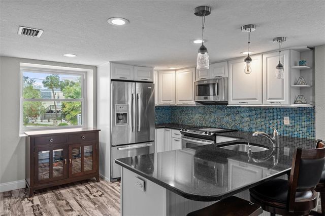 619 2ND STREET 2, Indian Rocks Beach, FL 33785