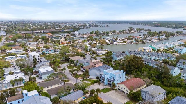 619 2ND STREET 2, Indian Rocks Beach, FL 33785