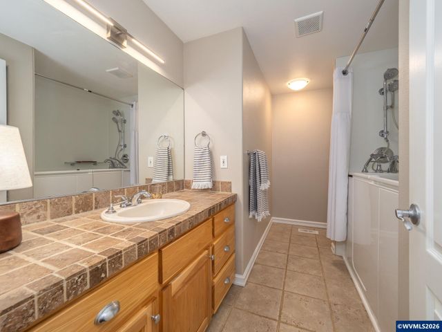 16435 NE Nelson Rd, Newberg, OR 97132