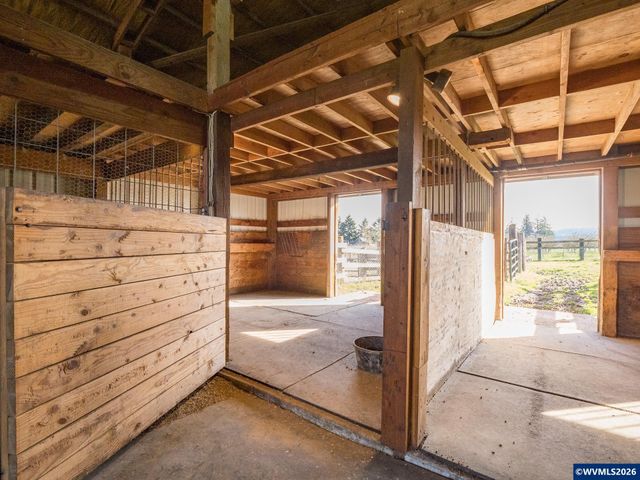 16435 NE Nelson Rd, Newberg, OR 97132