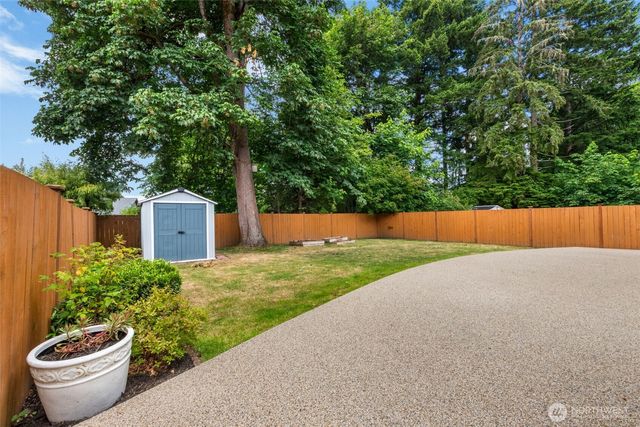 8322 55th Avenue SE, Olympia, WA 98513