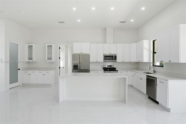 2039 detroit dr, La Belle, FL 33935