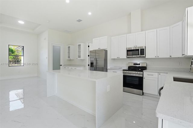 2039 detroit dr, La Belle, FL 33935