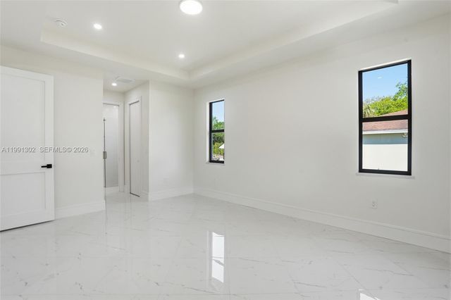 2039 detroit dr, La Belle, FL 33935