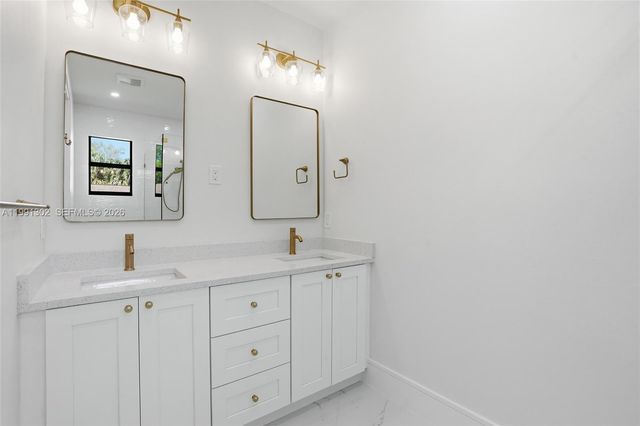 2039 detroit dr, La Belle, FL 33935