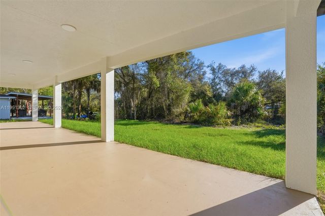 2039 detroit dr, La Belle, FL 33935