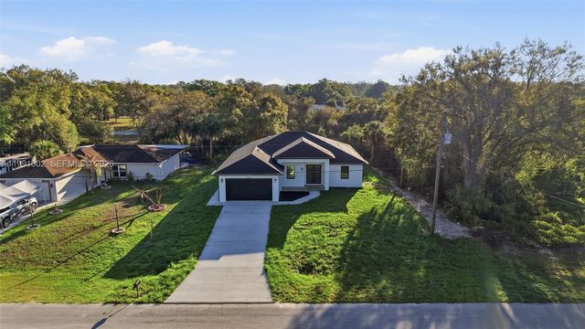 2039 detroit dr, La Belle, FL 33935