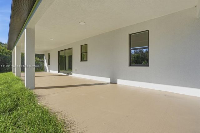 2039 detroit dr, La Belle, FL 33935