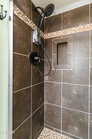 1380 Ski View Drive, Gatlinburg, TN 37738