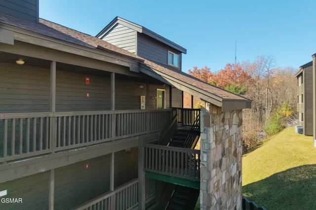 1380 Ski View Drive, Gatlinburg, TN 37738