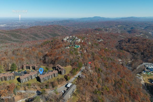 1380 Ski View Drive, Gatlinburg, TN 37738