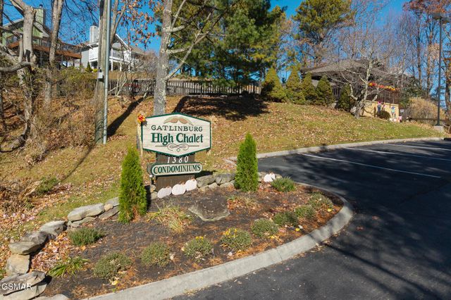 1380 Ski View Drive, Gatlinburg, TN 37738