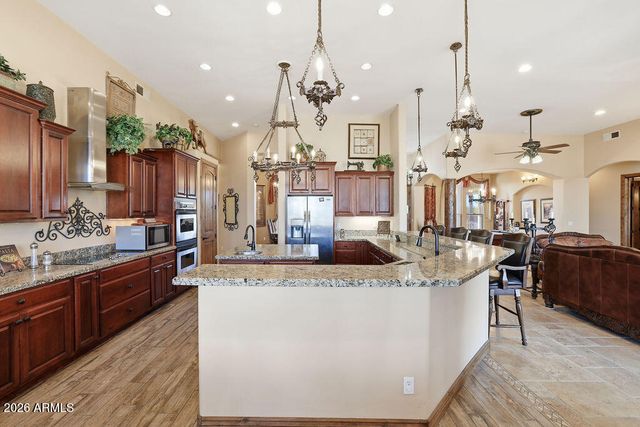 1506 E RED RANGE Way, Phoenix, AZ 85085