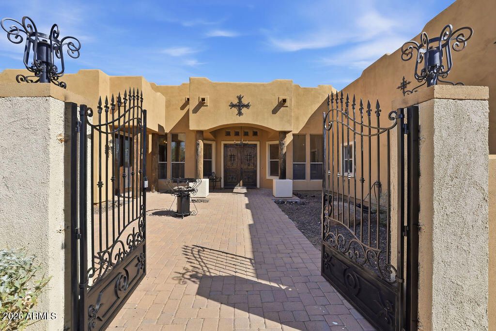 1506 E RED RANGE Way, Phoenix, AZ 85085 — photo 4