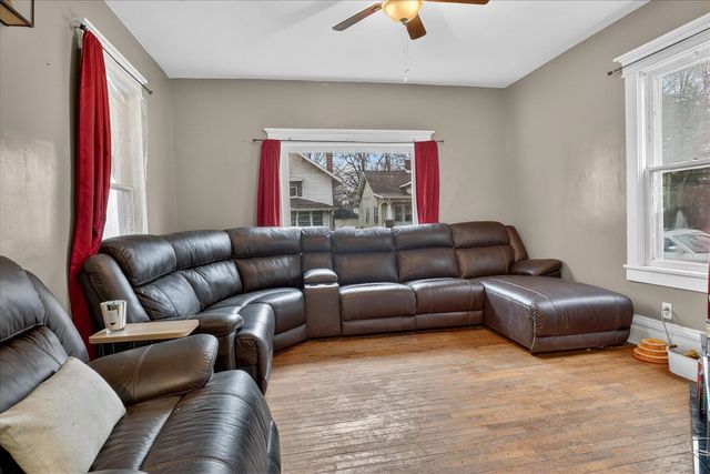 724 Hickory Street, Niles, MI 49120