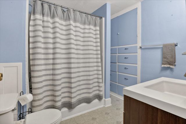 724 Hickory Street, Niles, MI 49120