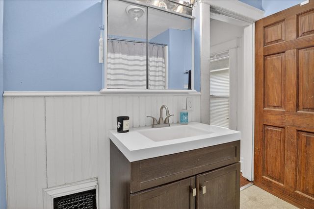 724 Hickory Street, Niles, MI 49120