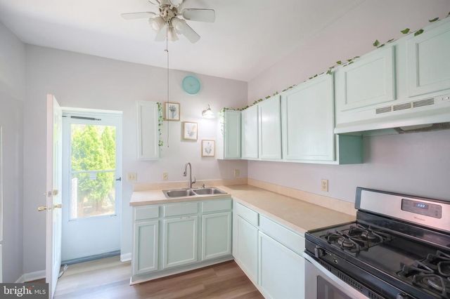 529 THOMAS ST, York, PA 17404