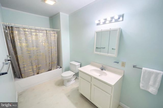 529 THOMAS ST, York, PA 17404