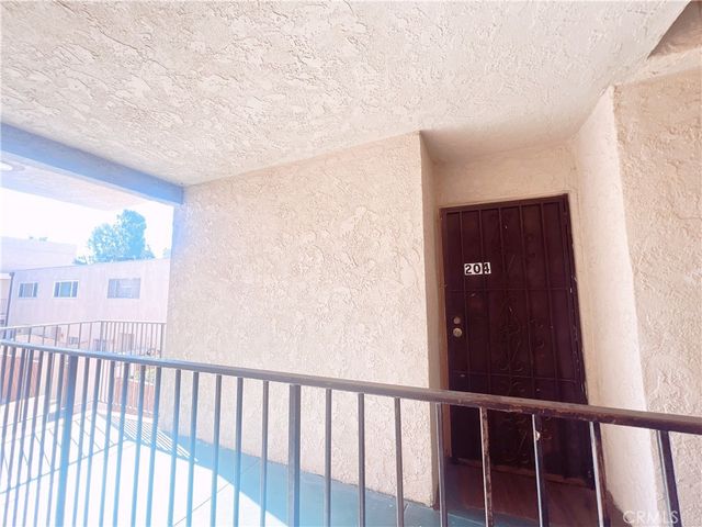 1761 Neil Armstrong 204, Montebello, CA 90640