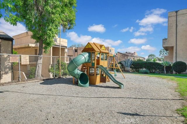 1761 Neil Armstrong 204, Montebello, CA 90640