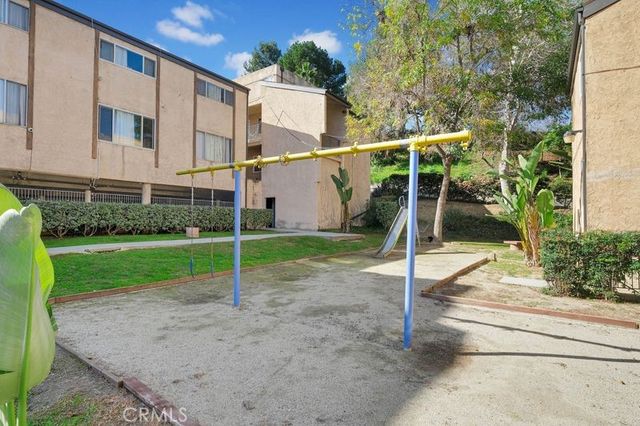 1761 Neil Armstrong 204, Montebello, CA 90640