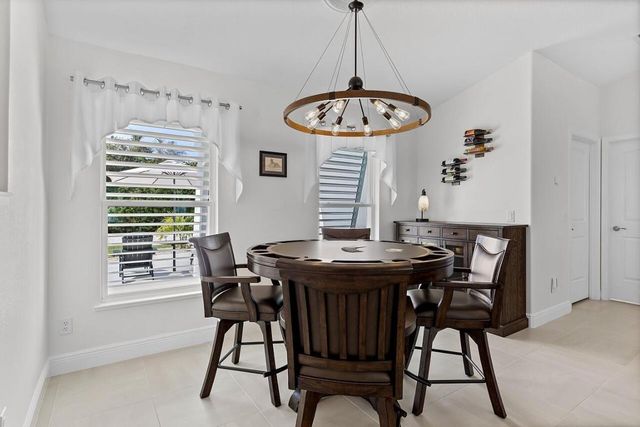 8566 97th Avenue, Vero Beach, FL 32967