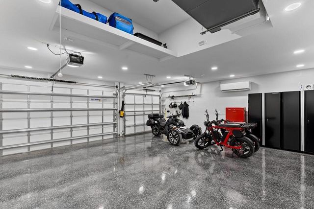 8566 97th Avenue, Vero Beach, FL 32967