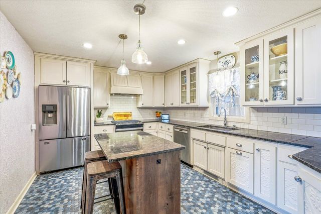 127 16th Avenue NW, New Brighton, MN 55112