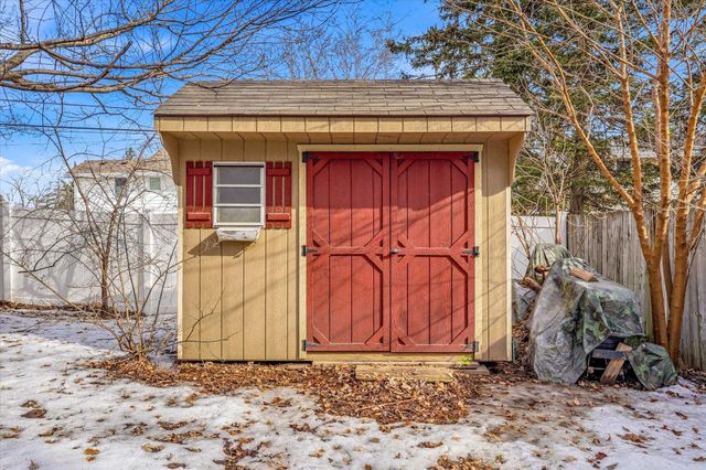 127 16th Avenue NW, New Brighton, MN 55112