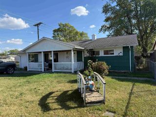 2001 W 10th Street, Muncie, IN 47302