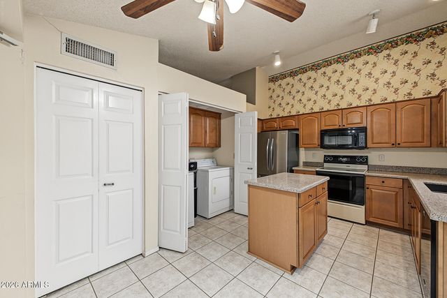 924 W SUNWARD Drive, Gilbert, AZ 85233