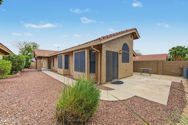 924 W SUNWARD Drive, Gilbert, AZ 85233