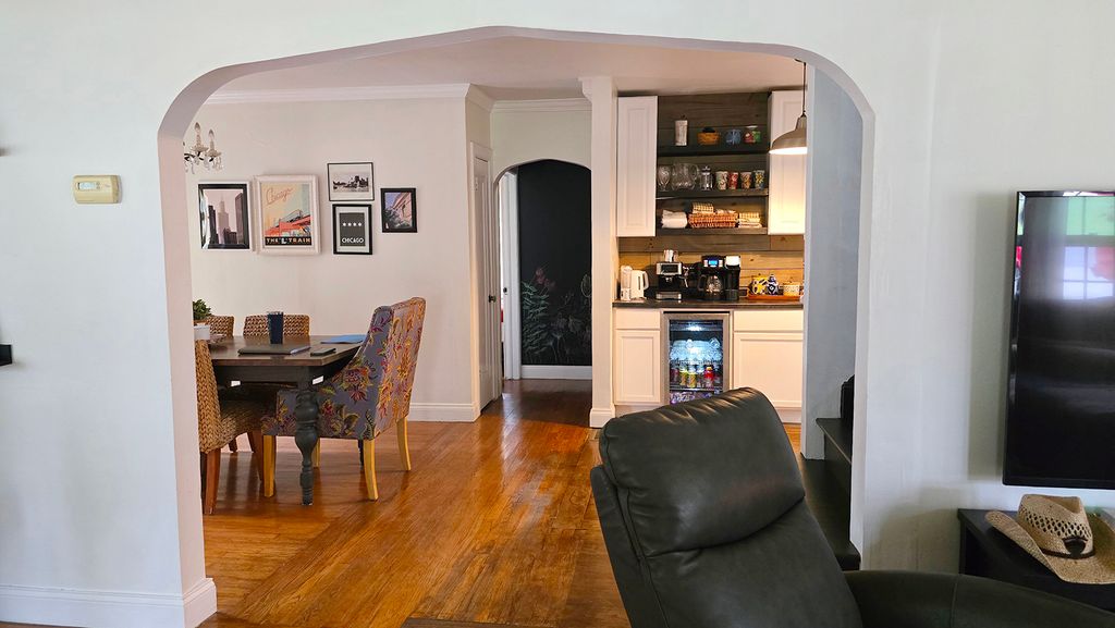 Image 27 of property listing at 725 Magnolia Avenue, Mt Vernon, IL 62864