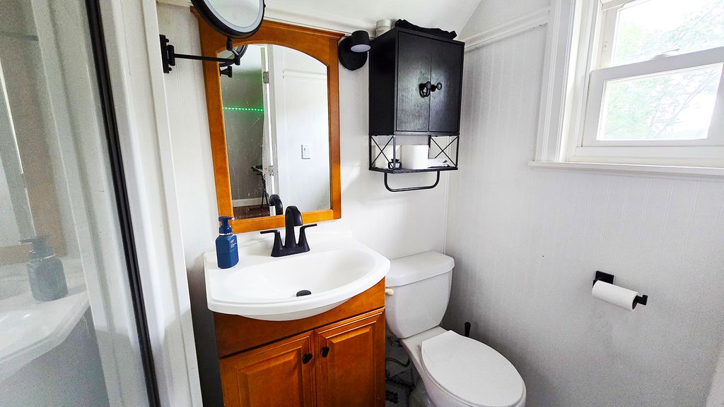 Image 61 of property listing at 725 Magnolia Avenue, Mt Vernon, IL 62864
