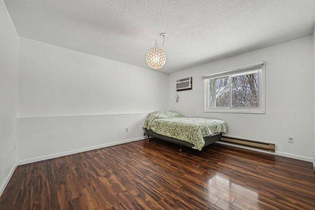 1561 Wheelock Lane 101, Saint Paul, MN 55117