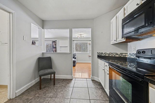 1561 Wheelock Lane 101, Saint Paul, MN 55117