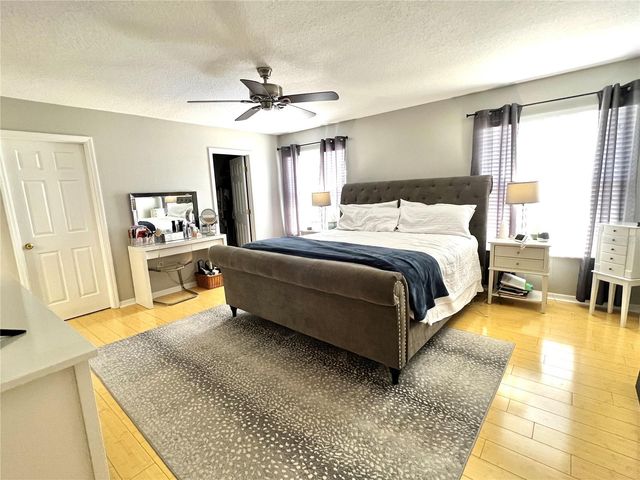 8848 CAMERON CREST DRIVE, Tampa, FL 33626