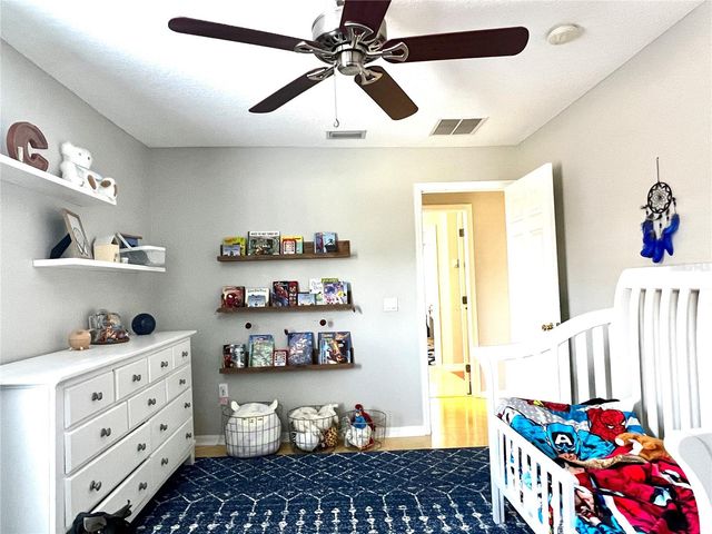 8848 CAMERON CREST DRIVE, Tampa, FL 33626