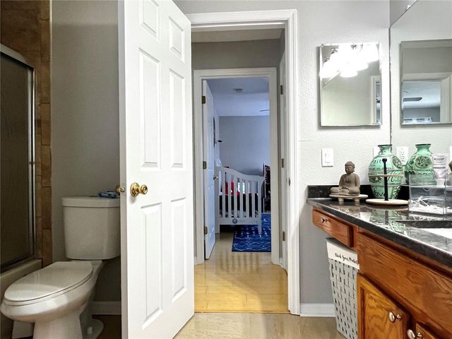 8848 CAMERON CREST DRIVE, Tampa, FL 33626