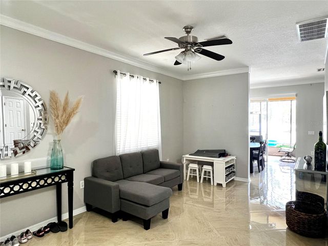 8848 CAMERON CREST DRIVE, Tampa, FL 33626