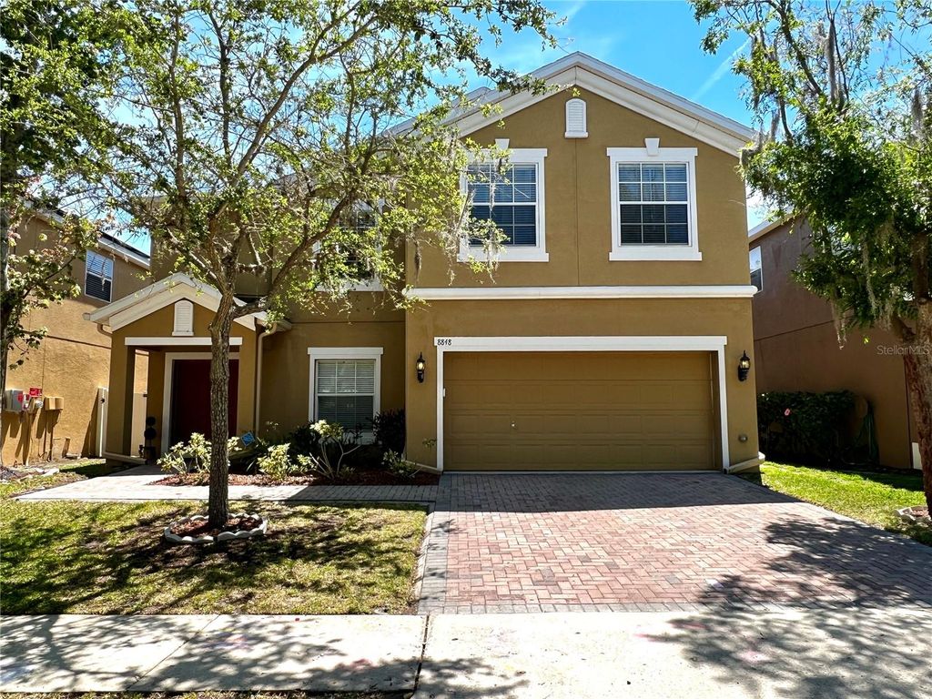 8848 CAMERON CREST DRIVE, Tampa, FL 33626