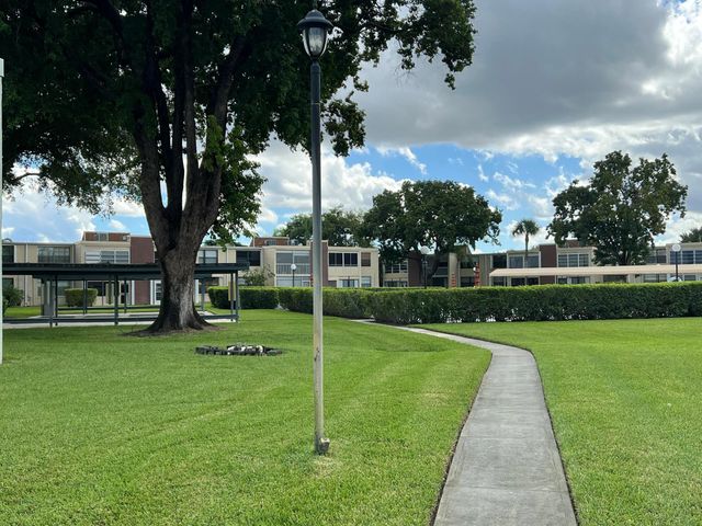 7310 NW 18th Street 202, Margate, FL 33063