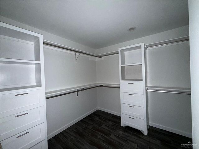 1524 E Filmore Avenue, Alton, TX 78573