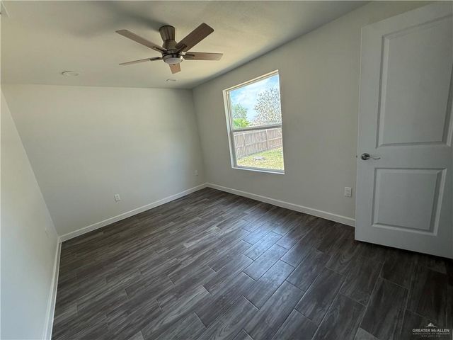 1524 E Filmore Avenue, Alton, TX 78573