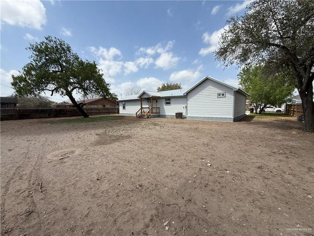 1524 E Filmore Avenue, Alton, TX 78573