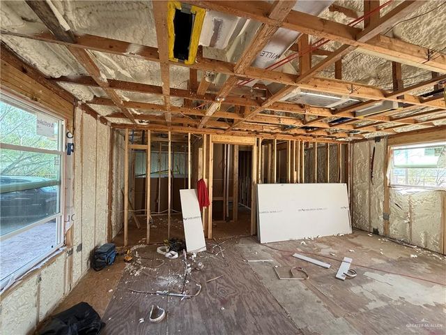 1524 E Filmore Avenue, Alton, TX 78573