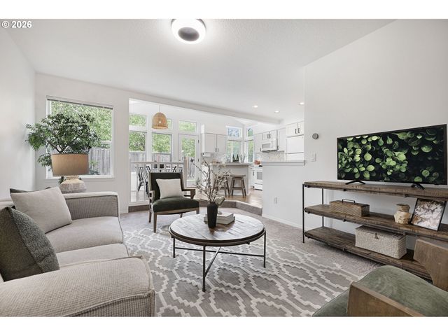 11010 Sw ESCHMAN Way, Tigard, OR 97223