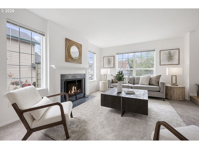 11010 Sw ESCHMAN Way, Tigard, OR 97223