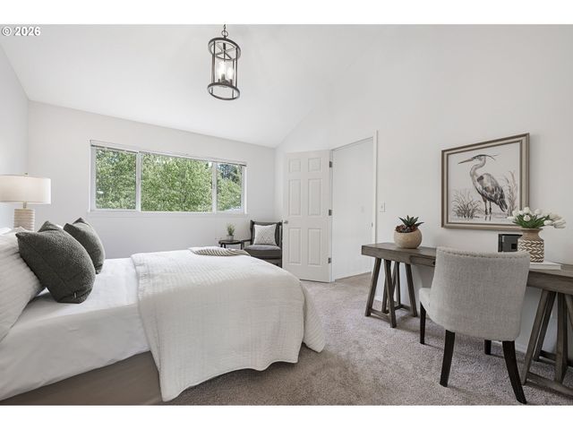 11010 Sw ESCHMAN Way, Tigard, OR 97223